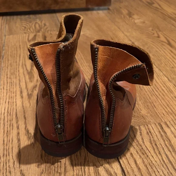 Genuine Frye Leather Ankle Boots size 7 - Picture 3 of 7